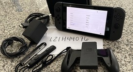 Good
													Nintendo Switch - Grey, 32 GB, photo 1 of 5