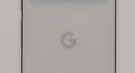 Mint
													Google Pixel 9 Pro - Unlocked, Porcelain, 128 GB, 16 GB, GR83Y, photo 2 of 5