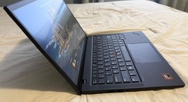 Mint
													ThinkPad T14s (6th Gen) - AMD Ryzen AI 7, Black, 512 GB, 16 GB, photo 4 of 15