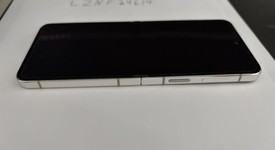 Good
													Samsung Galaxy Z Flip5 - Unlocked, Cream, 256 GB, 8 GB, SM-F731U1, photo 5 of 16