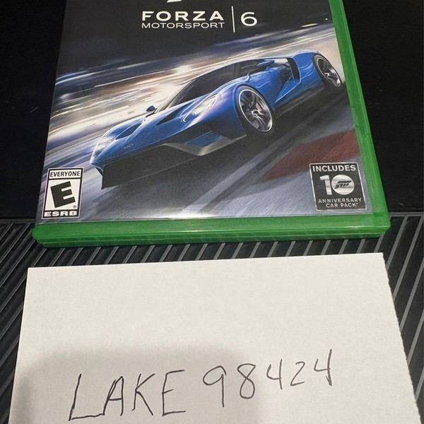 Xbox One (2013) - 500 GB, Black