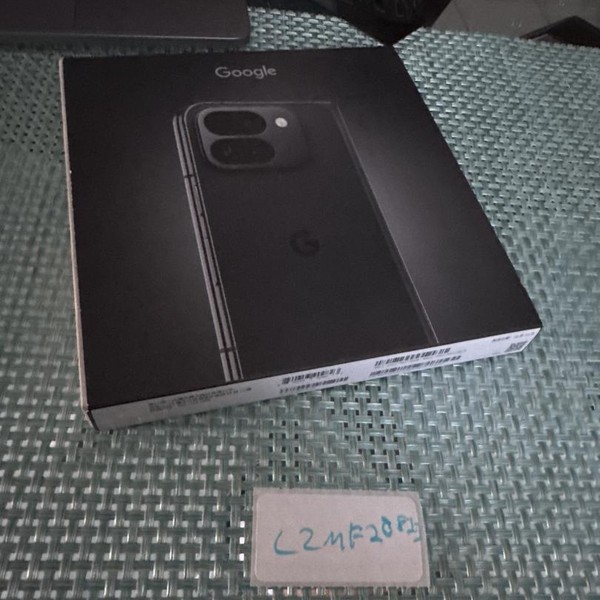 Google Pixel 9 Pro Fold - Unlocked, 256 GB, Obsidian, GGH2X