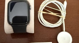 Good
													Apple Watch Series 4 44mm - Unlocked, Gray, A1976 - Cellular, Aluminum, photo 1 of 11