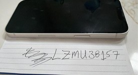 Good
													Apple iPhone 13 - Verizon, Starlight, 128 GB, A2482, photo 3 of 6