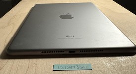 Good
													Apple iPad 6th Gen - Wi-Fi, Gray, 32 GB, A1893, photo 3 of 4