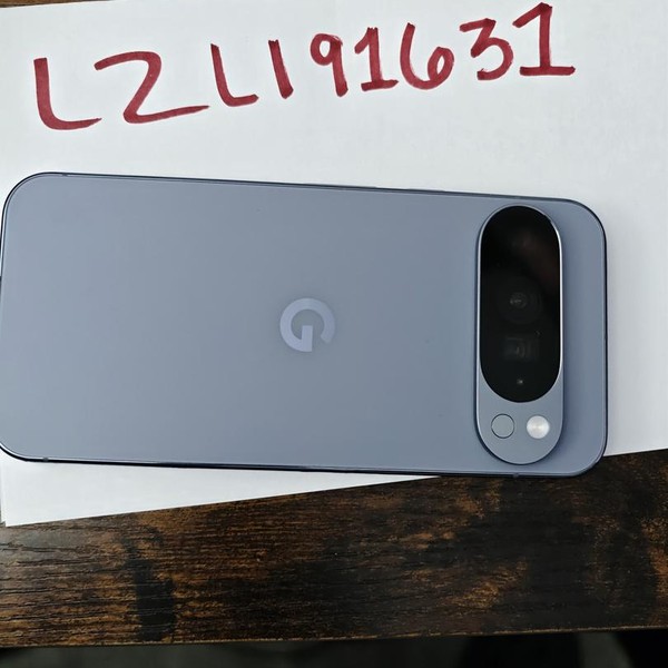 Google Pixel 10 Pro XL - Unlocked, 256 GB, Moonstone, GUL82