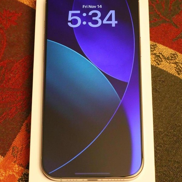 Apple iPhone 16 Pro Max - Mint Mobile, 256 GB, Natural, A3084