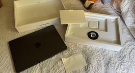 Mint
													MacBook Pro Late 2023 (M3) - 14" - Apple M3 Pro 11-core, Black, 512 GB, 18 GB, 14-core GPU, photo 2 of 6