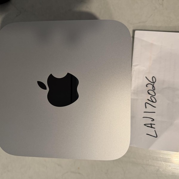 Mac Studio 2025 - 1 TB, 96 GB, Apple M3 Ultra 28-core