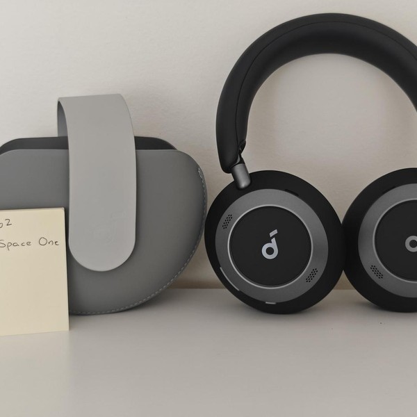 Soundcore Space One - Black