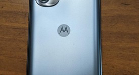 Mint
													Motorola Edge (2022) - Unlocked, Gray, 256 GB, 8 GB, photo 2 of 12