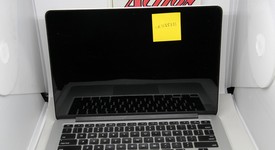 Good
													MacBook Pro 2015 (Retina) - 13" - Silver, 128 GB, 8 GB, photo 4 of 9