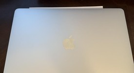 Good
													MacBook Pro 2020 - 13" - I5, Silver, 512 GB, 16 GB, photo 1 of 6