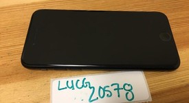 Good
													Apple iPhone 7 - Verizon, Black, 32 GB, A1660, photo 4 of 5