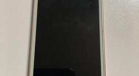 Good
													Apple iPhone SE 1st Gen 2016 - Unlocked, Rose Gold, 16 GB, A1723, photo 2 of 5