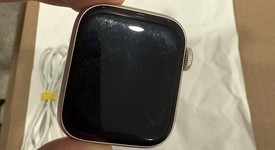 Fair
													Apple Watch SE 2nd Gen 40mm - Unlocked, Silver, A2726 - Cellular, Aluminum, photo 2 of 8