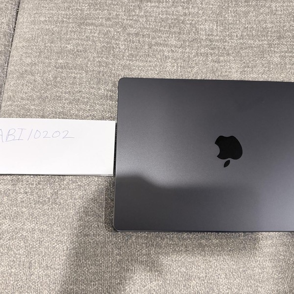 MacBook Pro 2024 - 14 inch - 1 TB, Space Black, 48 GB, Apple M4 Pro 14-core