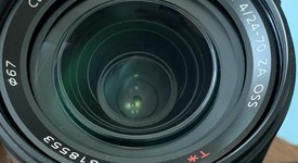 Good
													Sony Zeiss 24-70mm f/4 Vario-Tessar T FE OSS E-Mount, photo 2 of 5