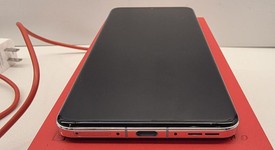 Mint
													OnePlus 13 - Unlocked, Midnight Ocean, 512 GB, 16 GB, photo 4 of 8