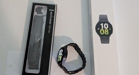 Mint
													Samsung Galaxy Watch5 - Unlocked, Graphite, 44mm, photo 1 of 5