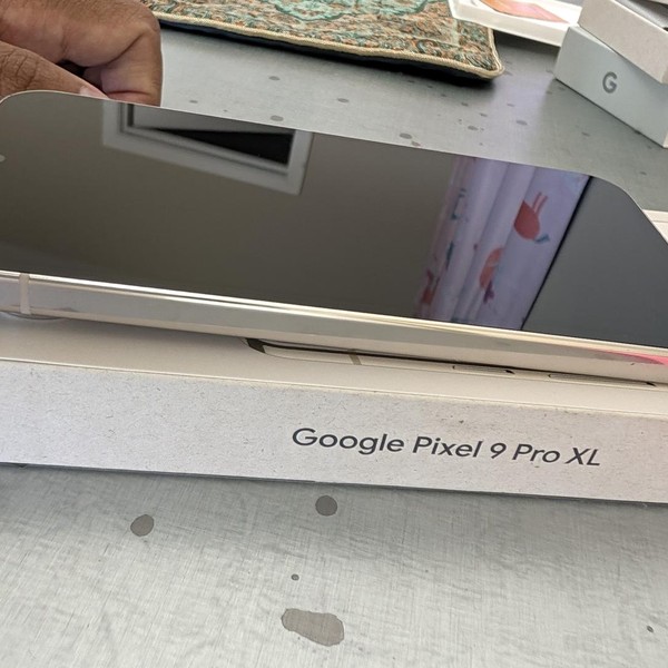 Google Pixel 9 Pro XL - Unlocked, 256 GB, Porcelain, 16 GB, GGX8B