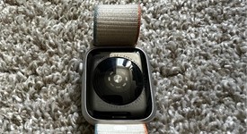 Fair
													Apple Watch SE 1st Gen 44mm - Silver, A2352 - GPS, Aluminum, photo 5 of 5