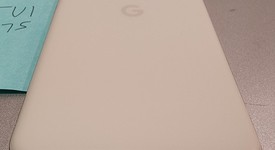 Mint
													Google Pixel 8 Pro - Unlocked, Porcelain, 128 GB, 12 GB, GC3VE, Sub-6 5G, photo 3 of 4