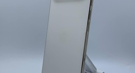 Mint
													Apple iPhone Air - Unlocked, Light Gold, 256 GB, A3260, photo 5 of 6