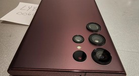 Good
													Samsung Galaxy S22 Ultra - T-Mobile, Burgundy, 256 GB, 12 GB, SM-S908U, photo 4 of 5