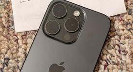 Mint
													Apple iPhone 15 Pro - Unlocked, Black, 128 GB, A2848, photo 2 of 15