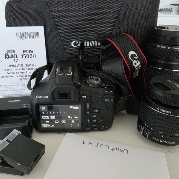 Canon EOS Rebel T7i