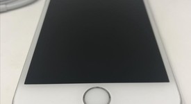 Good
													Apple iPhone 6S - Unlocked, Silver, 32 GB, A1633, photo 2 of 4