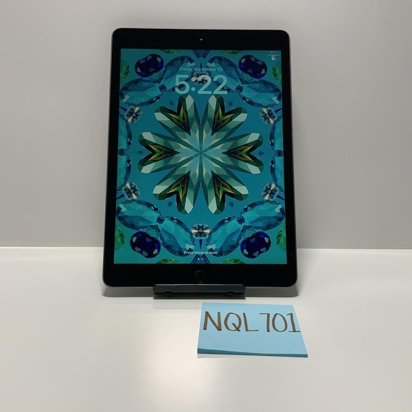 Apple iPad (8th Gen) - Wi-Fi, 32 GB, Gray, A2270