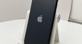 Fair
													Apple iPhone SE 3rd Gen 2022 - Unlocked, Midnight, 64 GB, A2595, photo 3 of 8