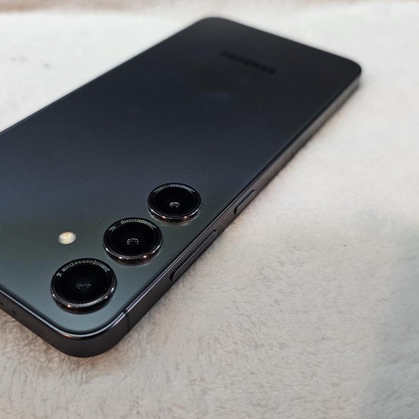 Samsung Galaxy S24 Plus - Unlocked, 256 GB, Black, 12 GB, SM-S926U1