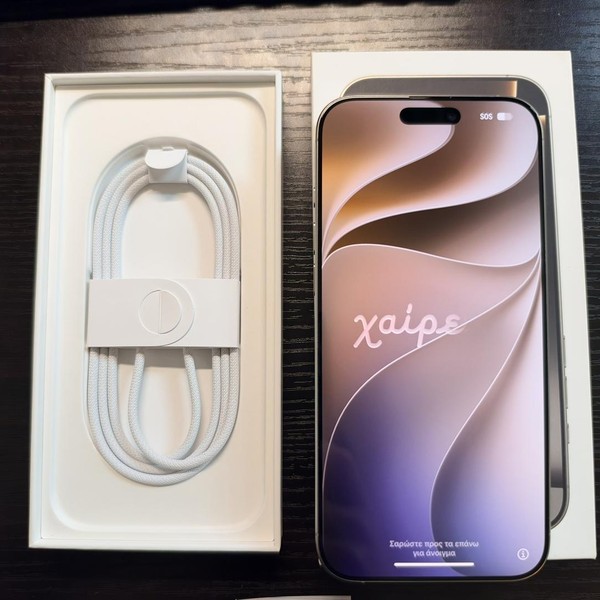 Apple iPhone 16 Pro Max - Unlocked, 256 GB, Natural, A3084