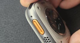 Good
													Apple Watch Ultra 49mm - Unlocked, Titanium, A2622, photo 4 of 15