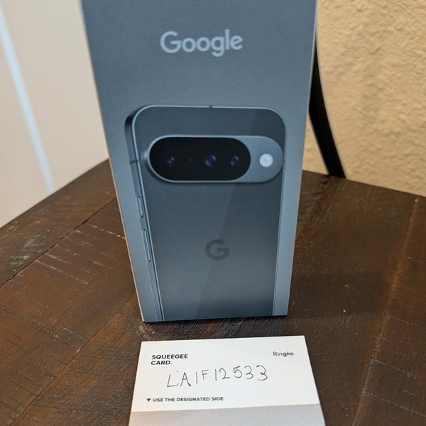 Google Pixel 10 - Mint Mobile, 128 GB, Obsidian, GLBW0