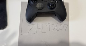 Good
													Xbox Elite Wireless Controller Series 2 - Black & White, Core, photo 1 of 4