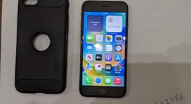 Good
													Apple iPhone SE 3rd Gen 2022 - Unlocked, Midnight, 64 GB, A2595, photo 1 of 9