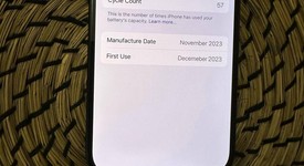 Mint
													Apple iPhone 15 - Unlocked, Black, 512 GB, A2846, photo 2 of 8