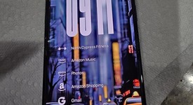 Good
													Motorola Razr Ultra (2025) - T-Mobile, PANTONE Scarab, 512 GB, 16 GB, photo 3 of 11