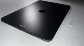 Mint
													Apple iPad Pro 11" (M5) 2025 - Unlocked, Apple M5 9-Core, Space Black, 512 GB, A3358, Standard Glass, photo 4 of 4