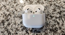 Used
													Apple AirPods 4th Gen - Standard, photo 2 of 4
