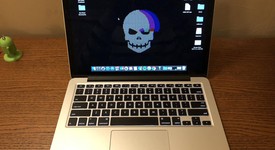 Good
													MacBook Pro 2015 (Retina) - 13" - Silver, 256 GB, 16 GB, photo 2 of 11