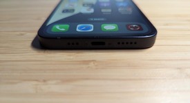 Good
													Apple iPhone 12 - Unlocked, Black, 128 GB, A2172, photo 3 of 13