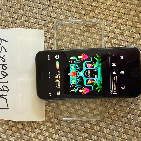 Apple iPhone SE 2nd Gen 2020 - Unlocked, 64 GB, Black, A2275