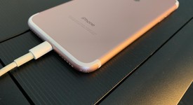 Good
													Apple iPhone 7 - Unlocked, Rose Gold, 128 GB, A1660, photo 5 of 13