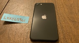Good
													Apple iPhone SE 2nd Gen 2020 - Unlocked, Black, 64 GB, A2275, photo 3 of 8