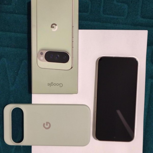 Google Pixel 10 Pro XL - Unlocked, 256 GB, Jade, GUL82